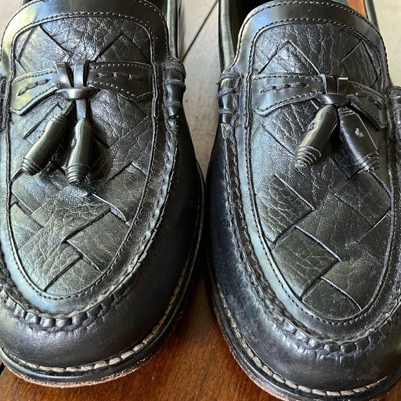 H.S.Trask Men’s Black Leather Tasseled Loafer Size 9 W. - Picture 2 of 7